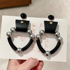 2601068 Black Wooden Pearl Geometric Exaggerated Earrings (S925 Silver Needle)