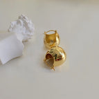 47# Ear Clip-Golden Ball