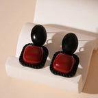 48 # Silver Needle-Black-Red