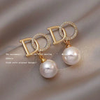 3# Gold Diamond D-Shaped Pearl Stud Earrings
