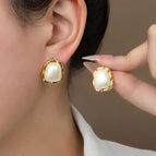 EA1126 Korean Style Trapezoid White