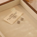 Average Size / Gold / 5#silver Flowers