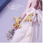 356-02 Triangle Ear Clip