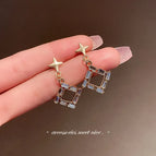 AM1348 Cross Star Zircon Square