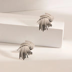 Three-Dimensional Vortex-Steel Color