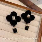 A1310 Black