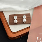 Oval Zircon Pearl Stud Earrings/White
