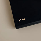 Zircon Bow-Silver Needle