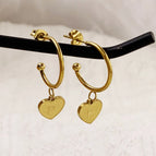 Gold / Letter P