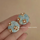 0907 earrings