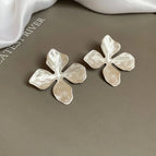 Silver Needle-White-Grain Flowers