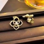 38#Ear Clip-Pearl Camellia-Black