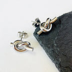 Sd118 Silver Knotted Bends and Hitches Stud Earrings / Titanium Steel