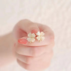 White Four Leaf Clover Ear Stud Gold
