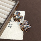 Silver Needle-Dark Coffee Leopard Print Large Flower