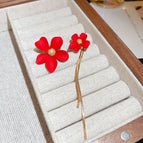 28 # Silver Needle-Red Flower Asymmetric Tassel