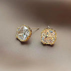 Gold Diamond Earrings / 14K
