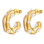 C- Shaped Sticky Pearl Earrings Gold