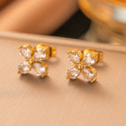 【G215】Inlaid Diamond Four-Leaf Clover Earrings Gold