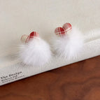 27711A White Fur Ball